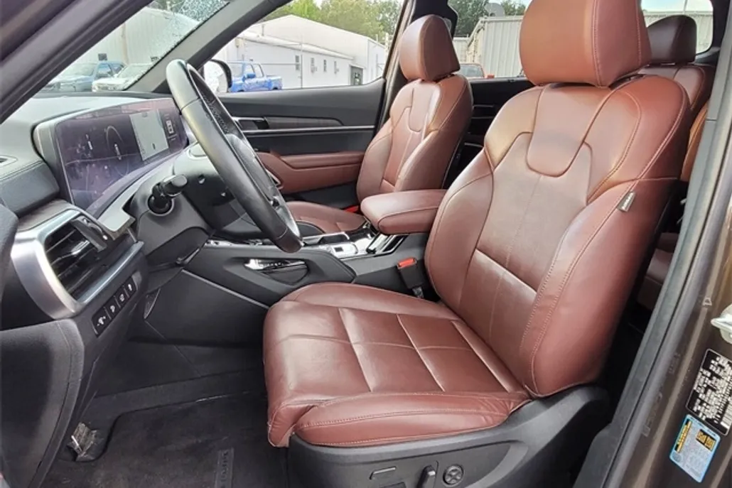 2023 Kia Telluride SX photo 1