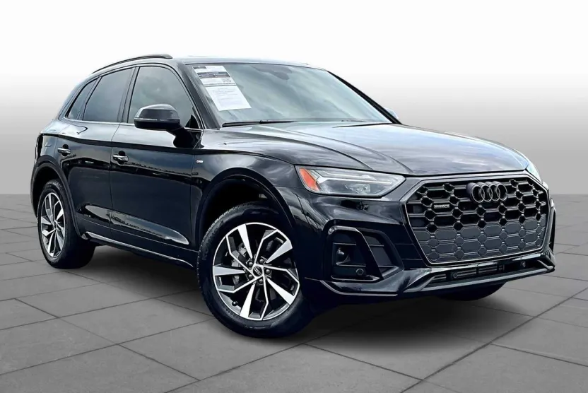 2024 Audi Q5 S line Premium photo 1