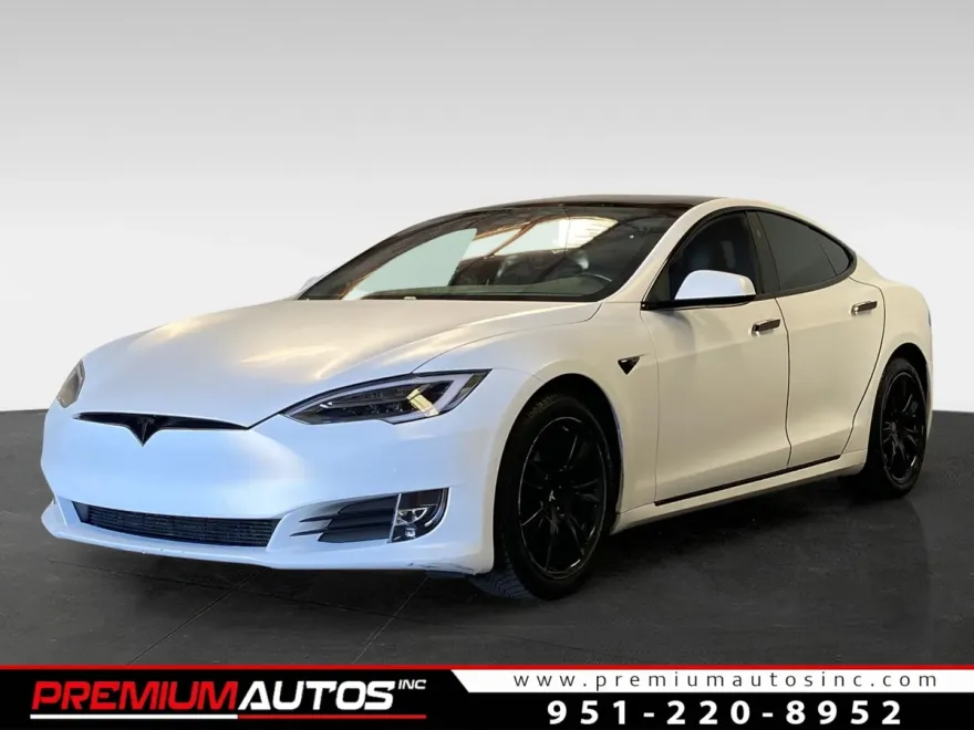 2021 Tesla Model S Long Range Plus photo 1