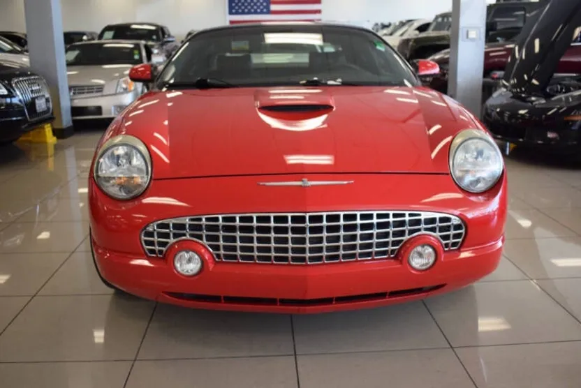 2002 Ford Thunderbird Deluxe photo 1