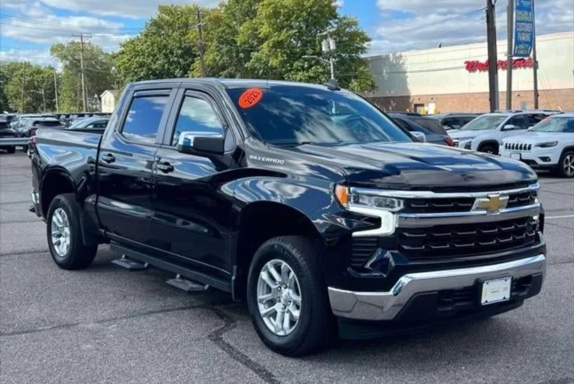 2023 Chevrolet Silverado 1500 LT photo 1