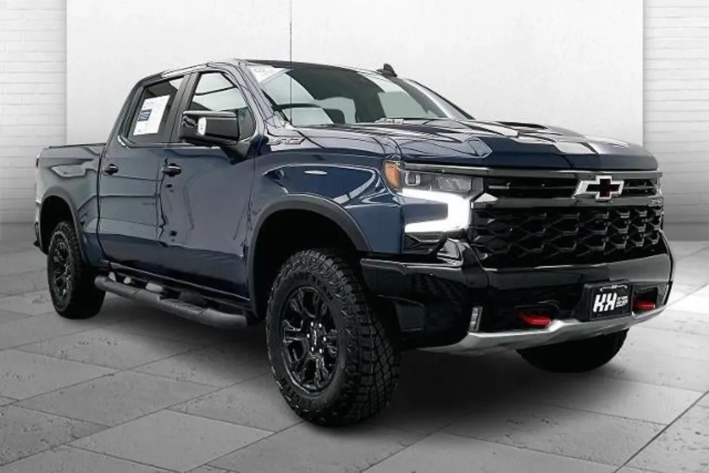 2023 Chevrolet Silverado 1500 ZR2 photo 1
