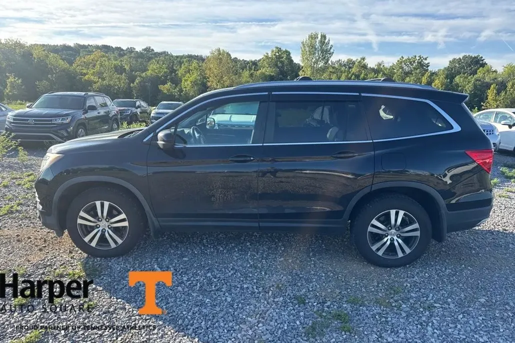 2016 Honda Pilot EX-L photo 1