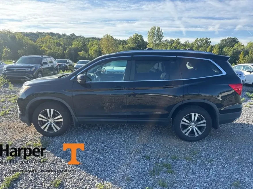 2016 Honda Pilot EX-L photo 1