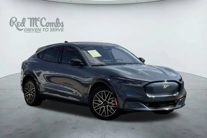 2024 Ford Mustang Mach-E Premium photo 1