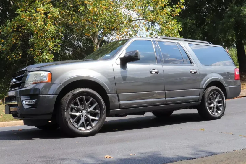 2017 Ford Expedition EL Limited photo 1