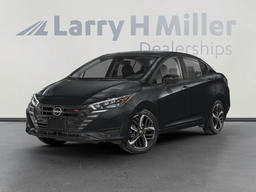 2025 Nissan Versa 1.6 SR photo 1
