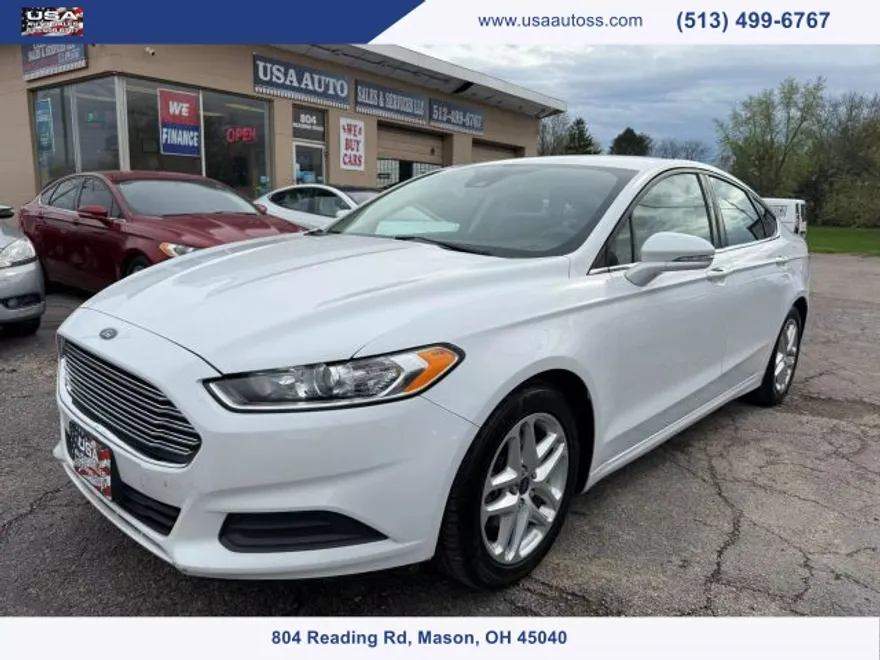 2016 Ford Fusion SE photo 1