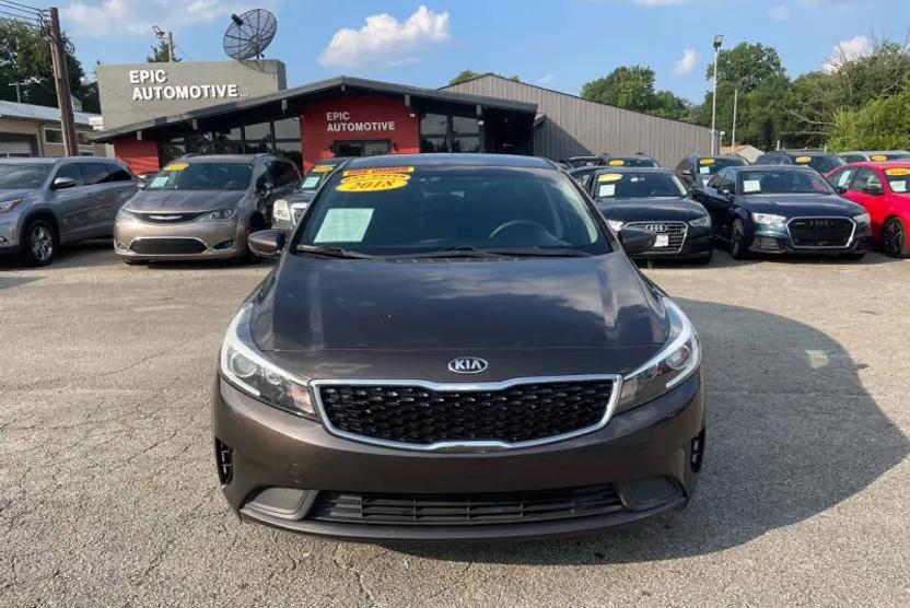 2018 Kia Forte LX Base photo 1