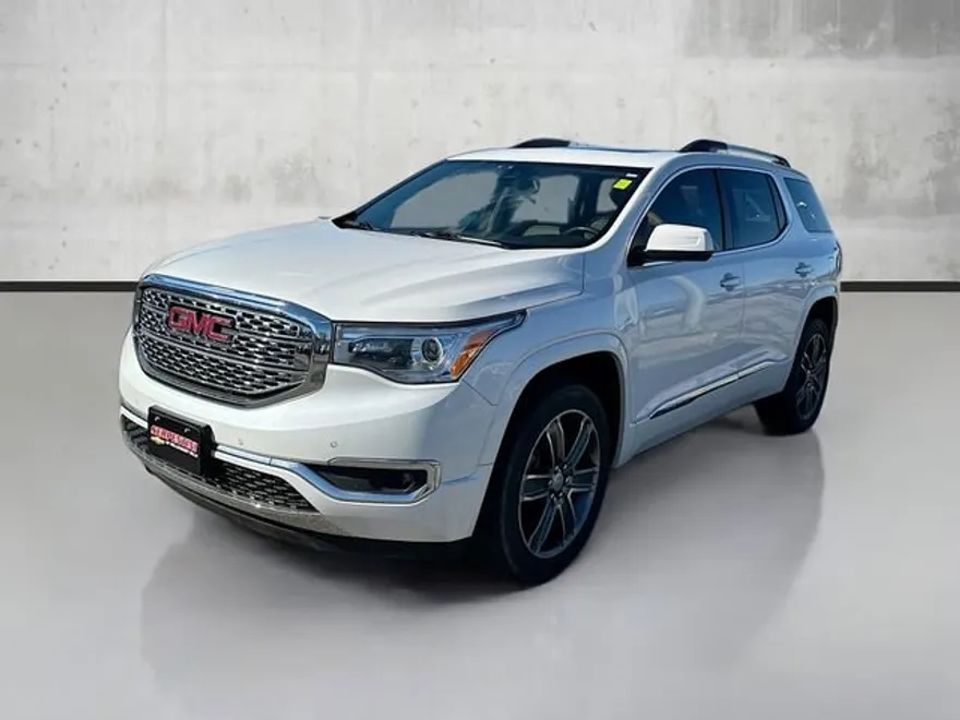 2019 Gmc Acadia Denali photo 1