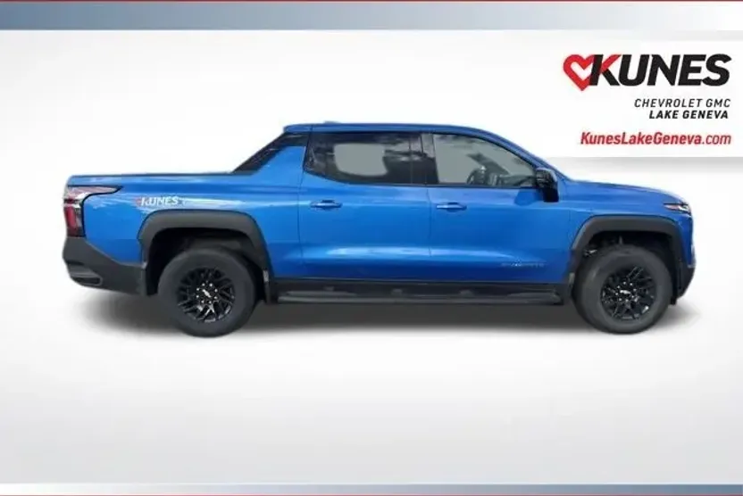 2025 Chevrolet Silverado EV LT photo 1