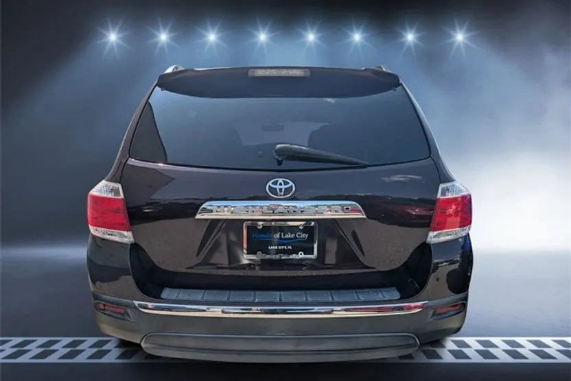 2011 Toyota Highlander Limited photo 1