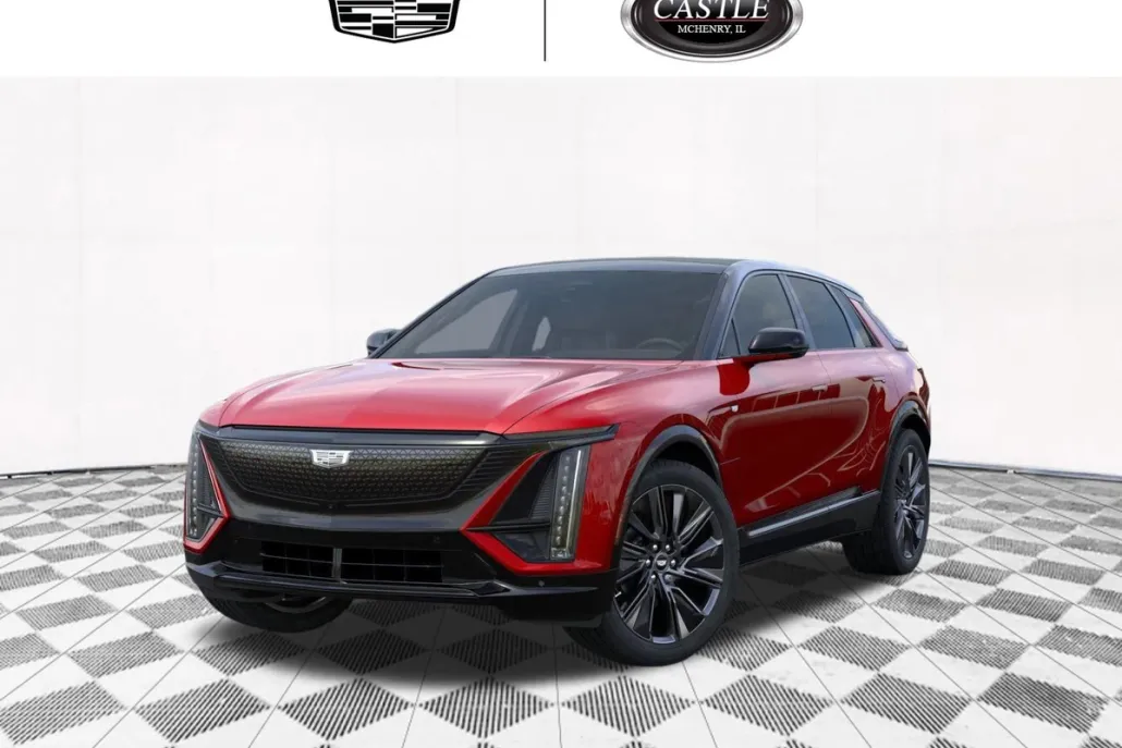 2025 Cadillac Lyriq Sport photo 1