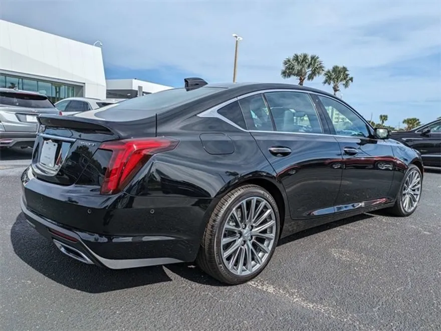 2025 Cadillac CT5 Premium Luxury photo 1