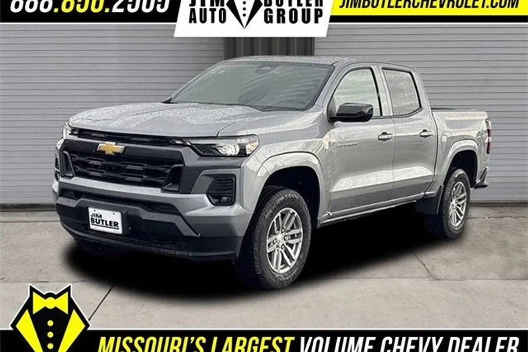 2025 Chevrolet Colorado Work Truck LT photo 1
