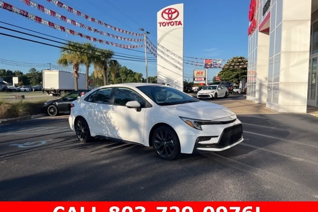 2023 Toyota Corolla SE photo 1