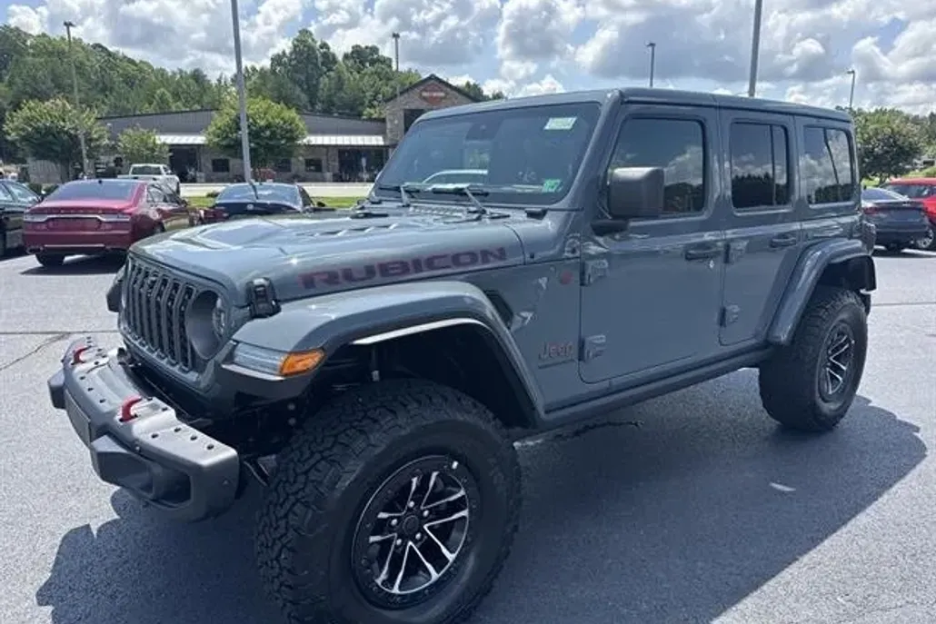2025 Jeep Wrangler Recon photo 1