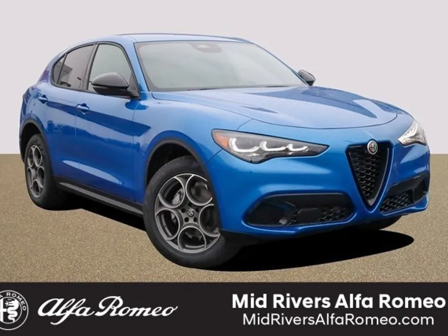 2025 Alfa Romeo Stelvio Sprint photo 1