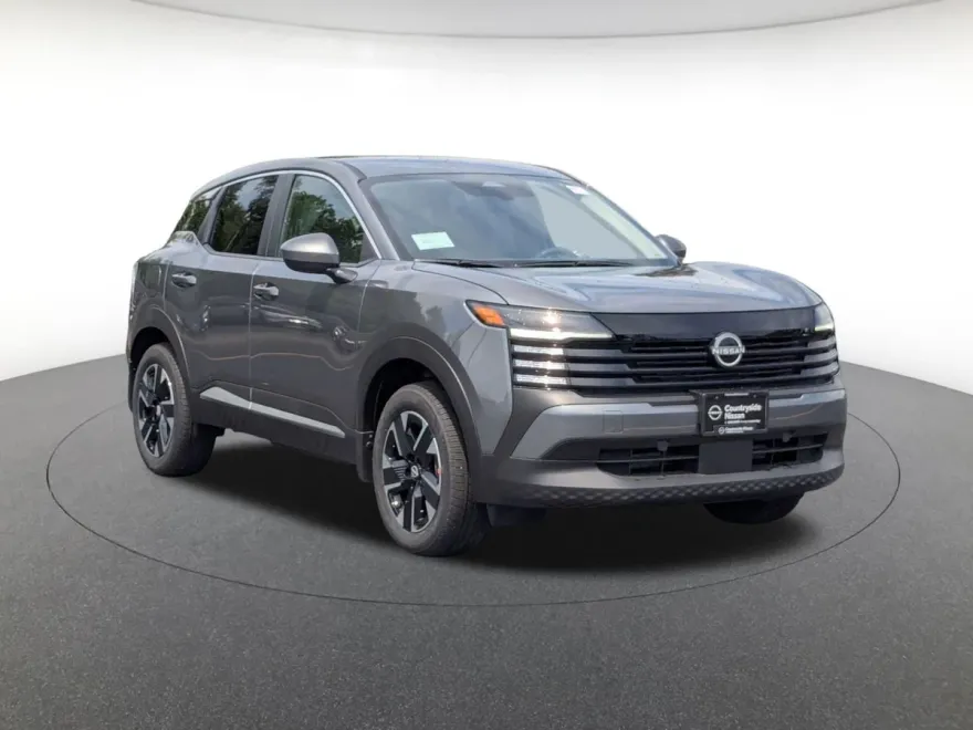 2025 Nissan Kicks SV photo 1