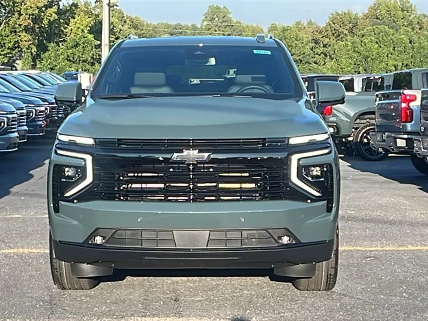2026 Chevrolet Suburban RST photo 1