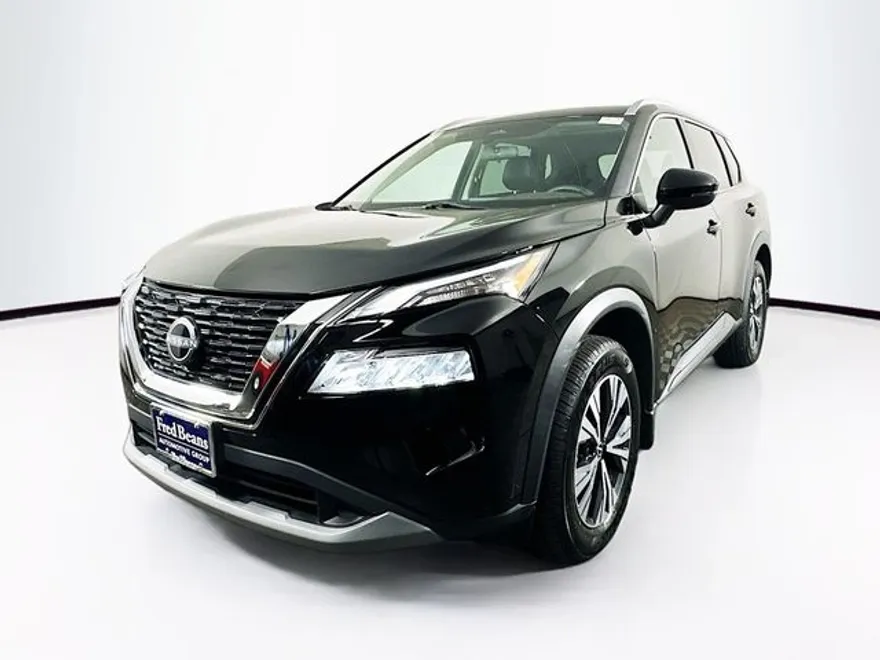 2022 Nissan Rogue SV photo 1