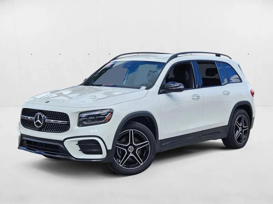 2025 Mercedes Benz GLB 250 photo 1
