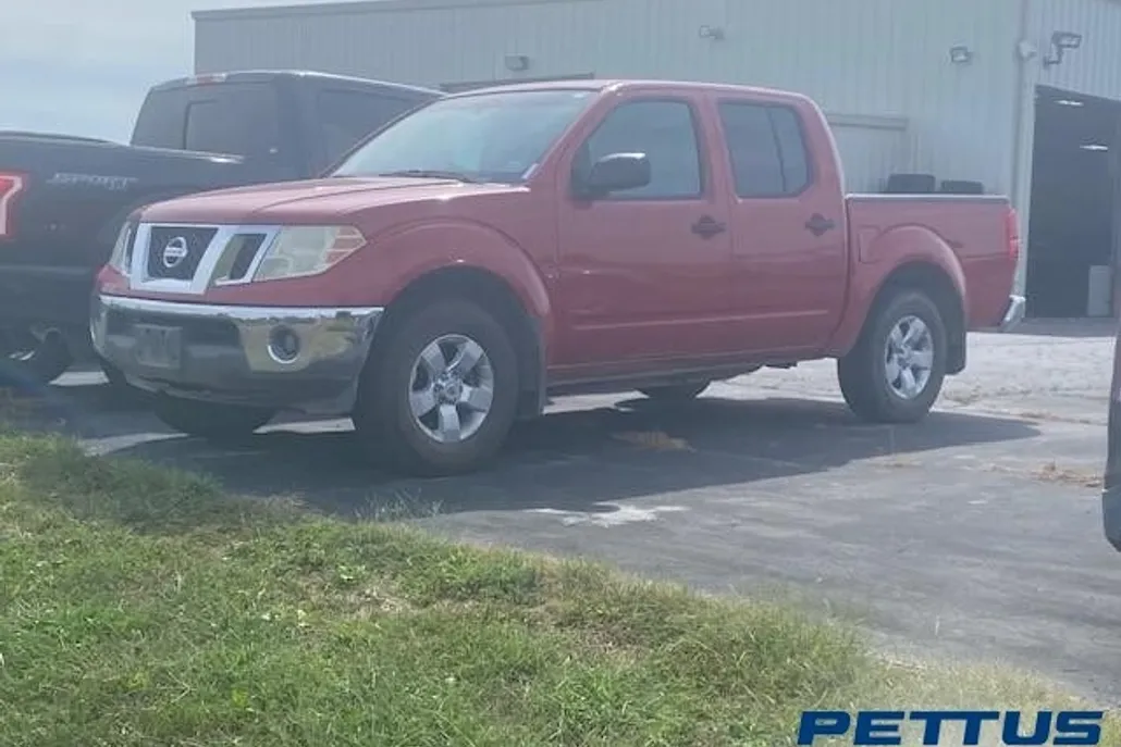 2009 Nissan Frontier SE photo 1