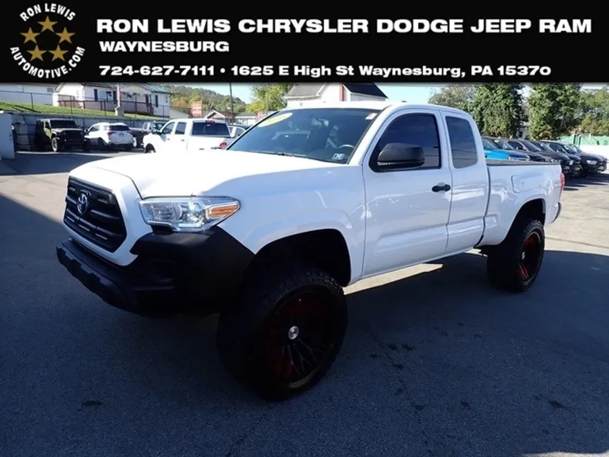 2016 Toyota Tacoma SR photo 1