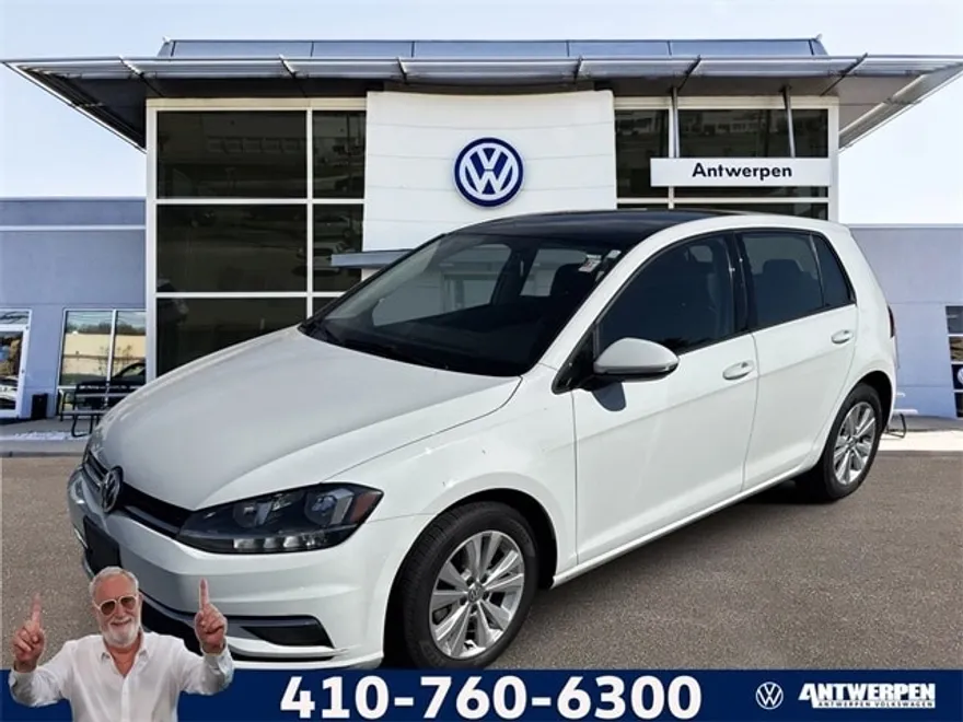 2018 Volkswagen Golf SE photo 1