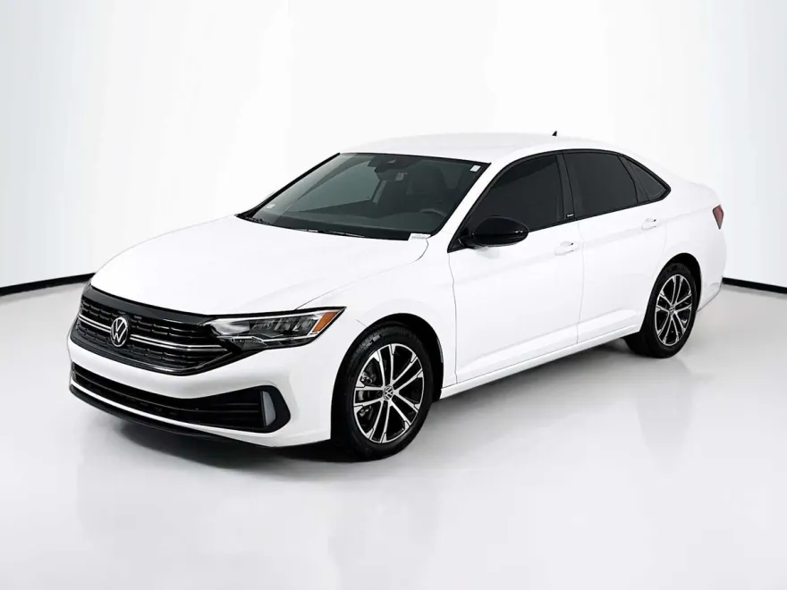 2024 Volkswagen Jetta Sport photo 1