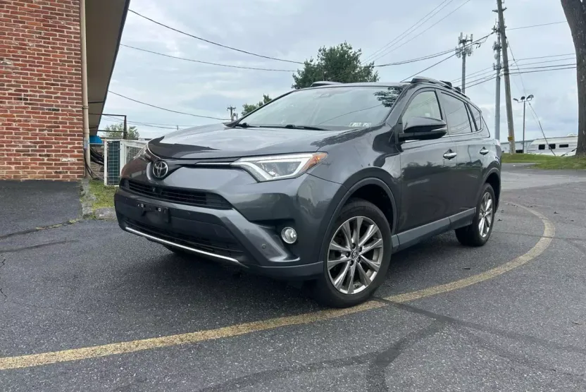 2016 Toyota RAV4 Limited Sport photo 1