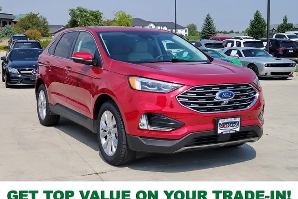 2023 Ford Edge Titanium photo 1
