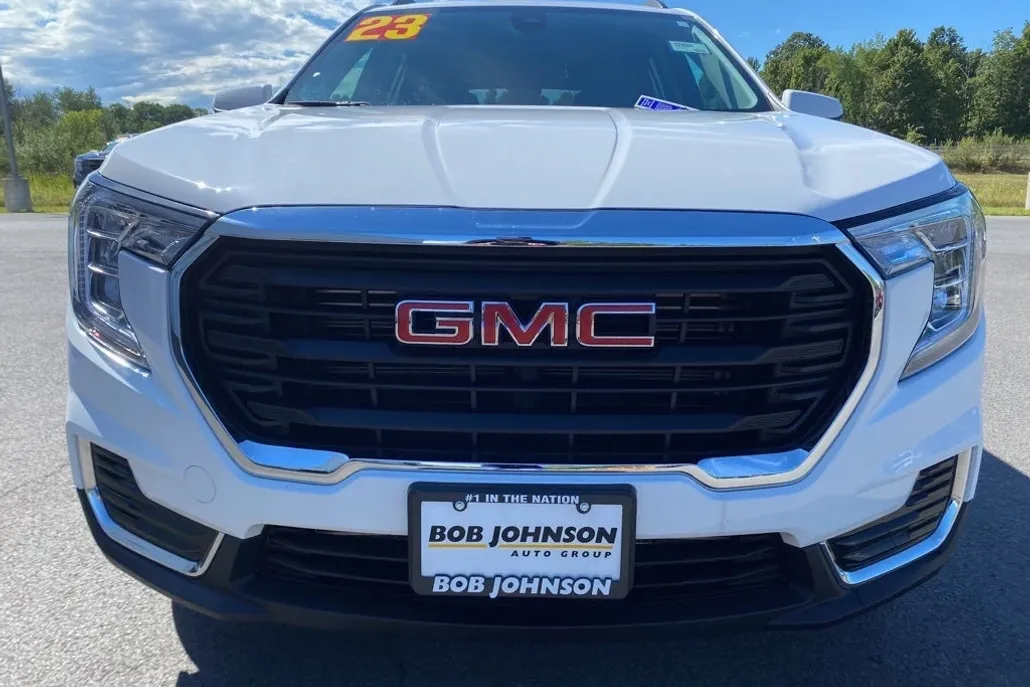 2023 Gmc Terrain SLE photo 1