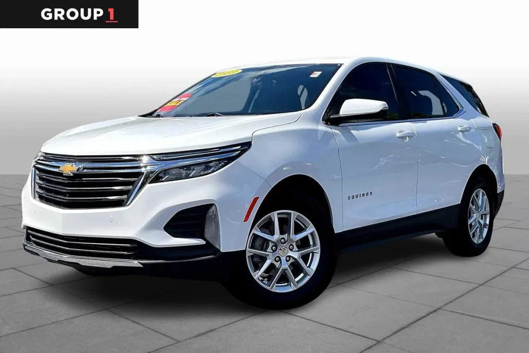 2023 Chevrolet Equinox LT photo 1