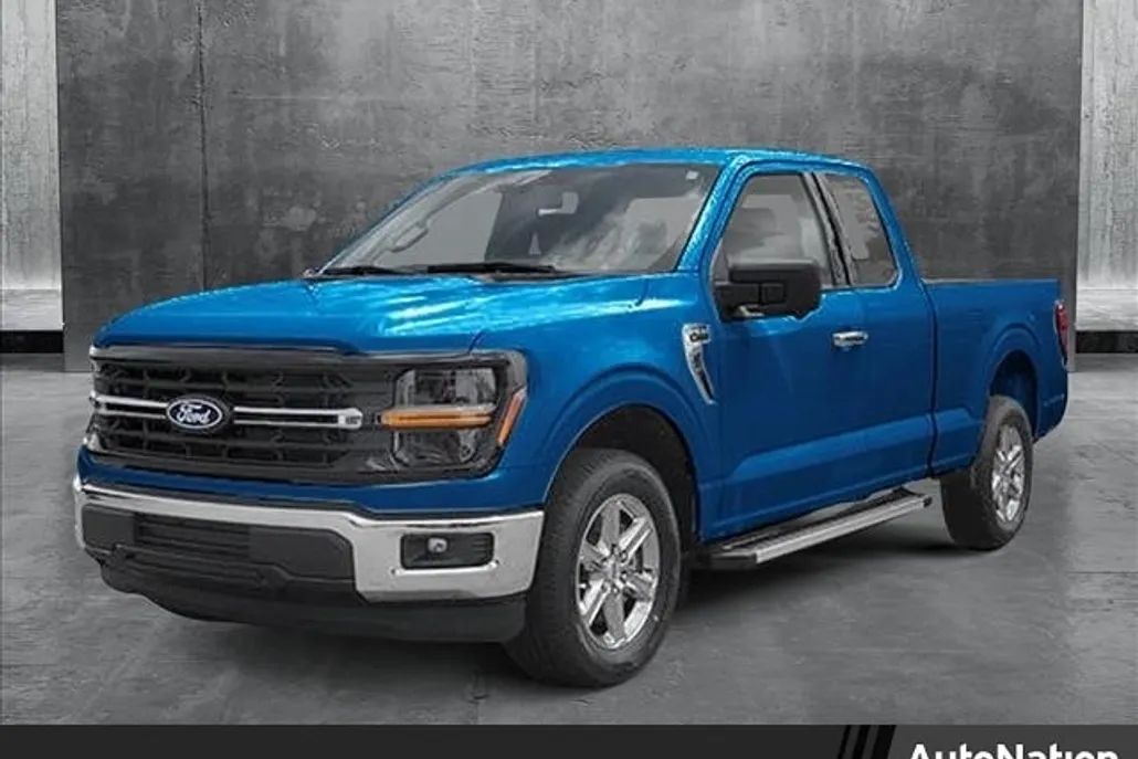 2025 Ford F-150 XLT photo 1