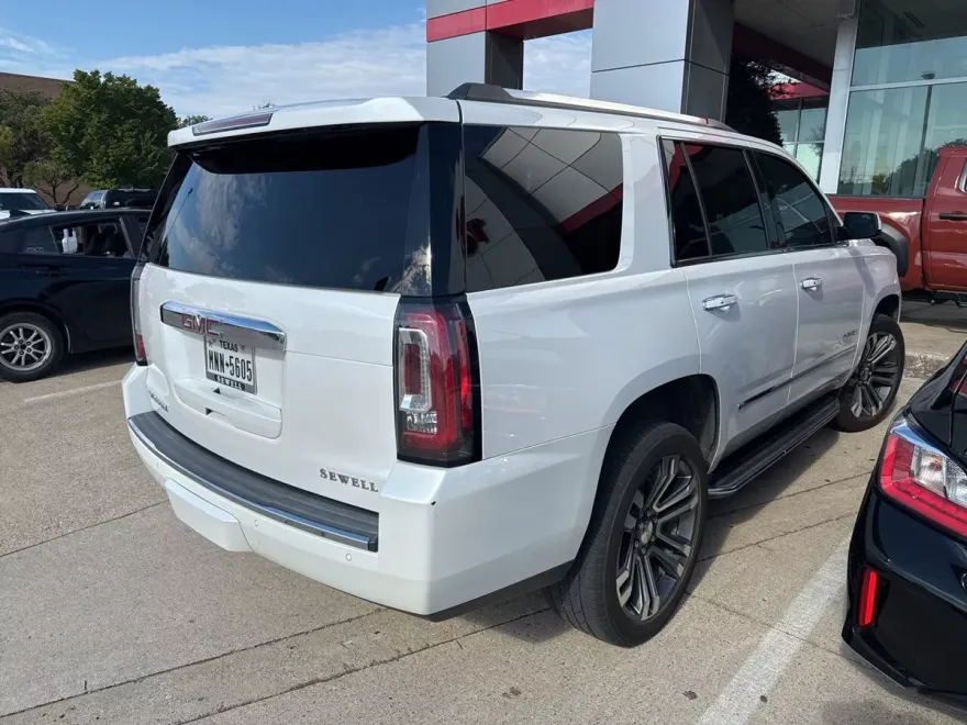 2019 Gmc Yukon Denali photo 1