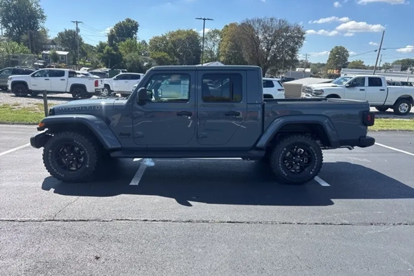 2025 Jeep Gladiator Sport photo 1