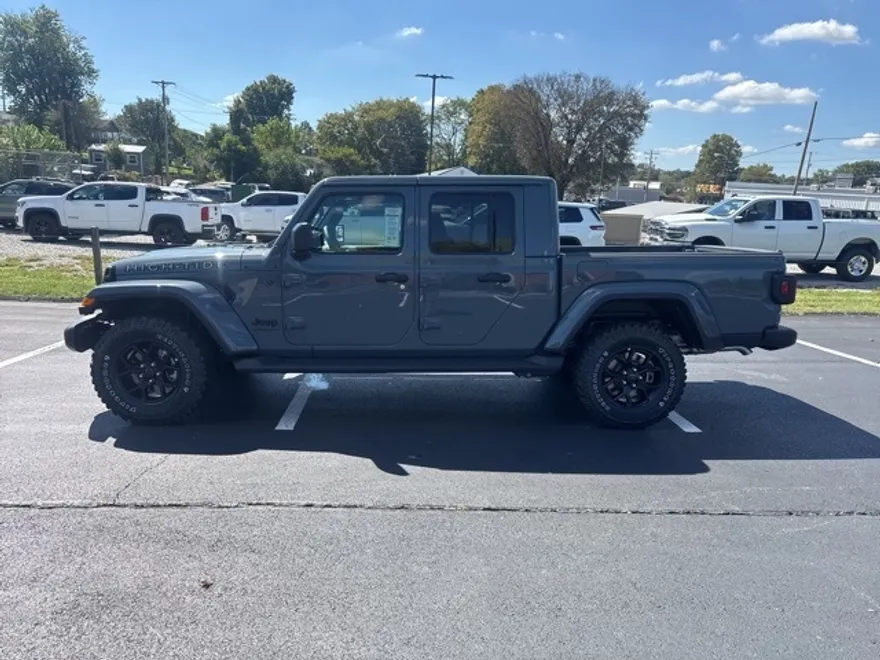 2025 Jeep Gladiator Sport photo 1