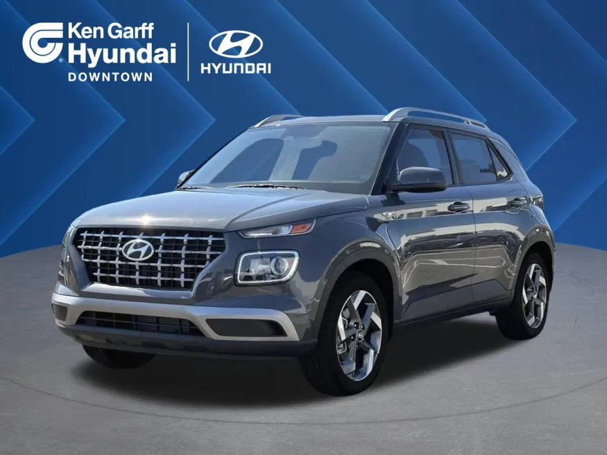 2025 Hyundai Venue SEL photo 1