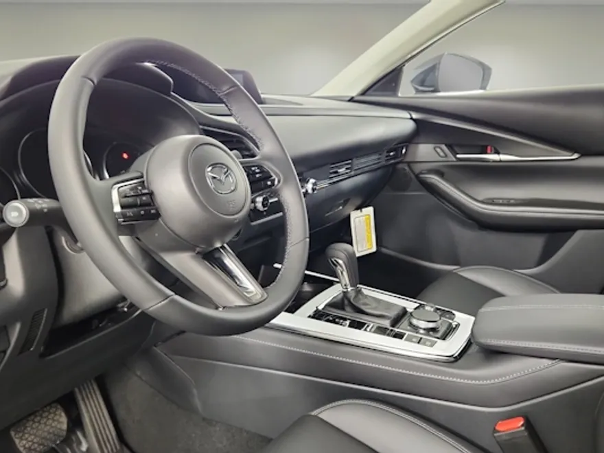 2025 Mazda CX-30 2.5 S Preferred photo 1