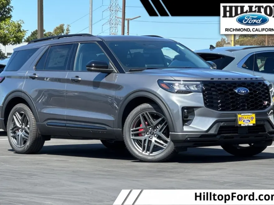 2025 Ford Explorer ST photo 1