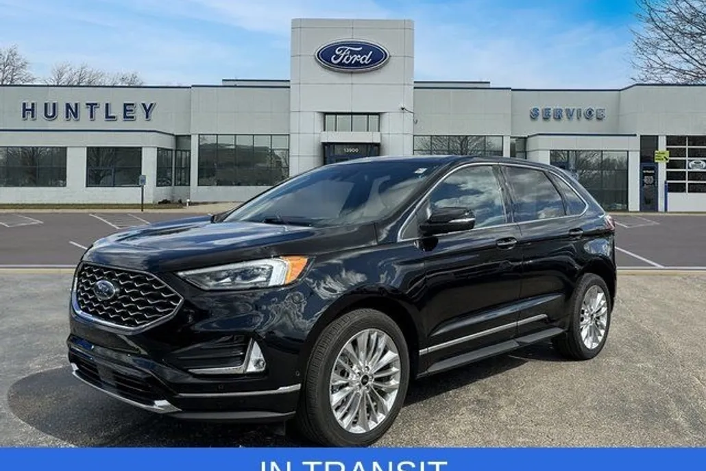 2024 Ford Edge Titanium photo 1