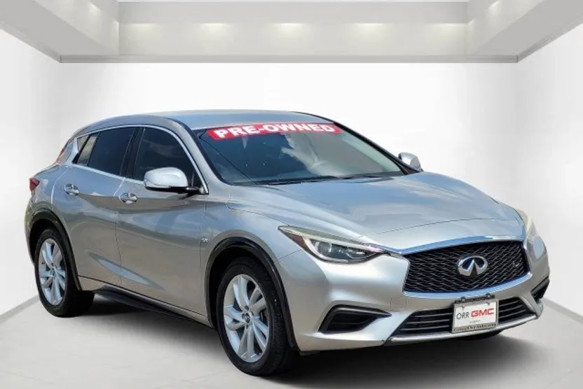 2018 Infiniti QX30 Base photo 1