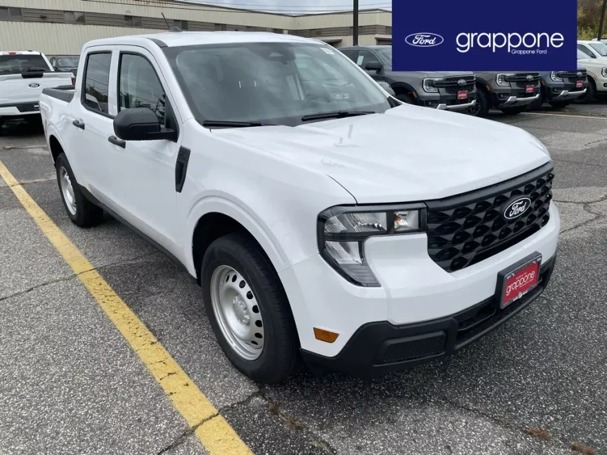 2025 Ford Maverick XL photo 1