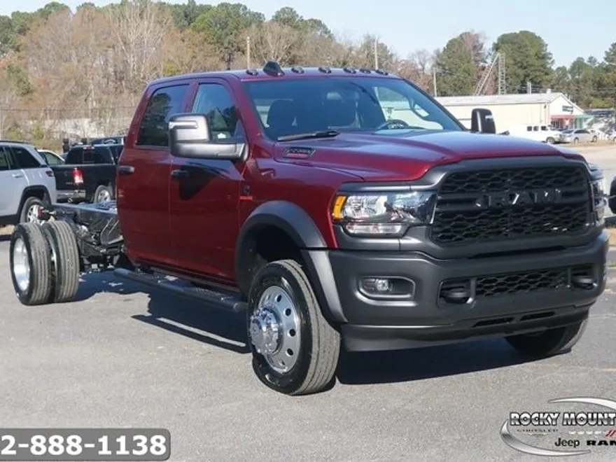 2024 Ram 5500 Tradesman photo 1