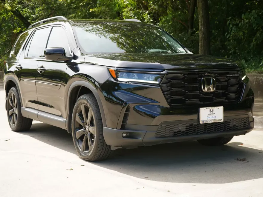 2025 Honda Pilot Black Edition photo 1