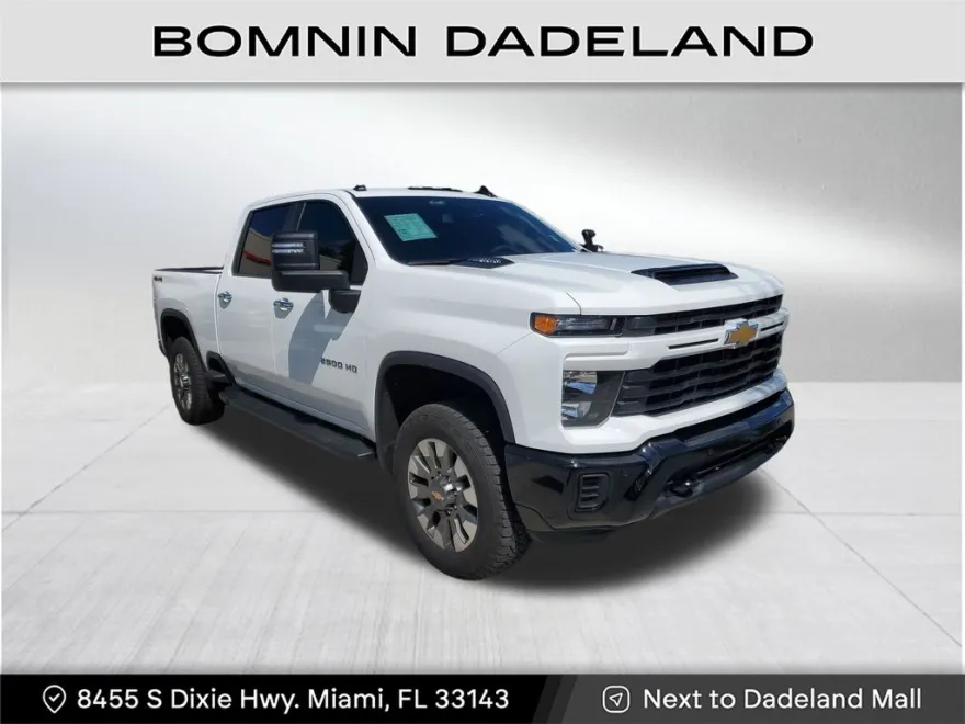 2025 Chevrolet Silverado 2500HD Custom photo 1