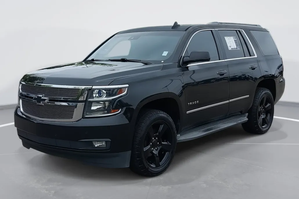 2015 Chevrolet Tahoe LT photo 1