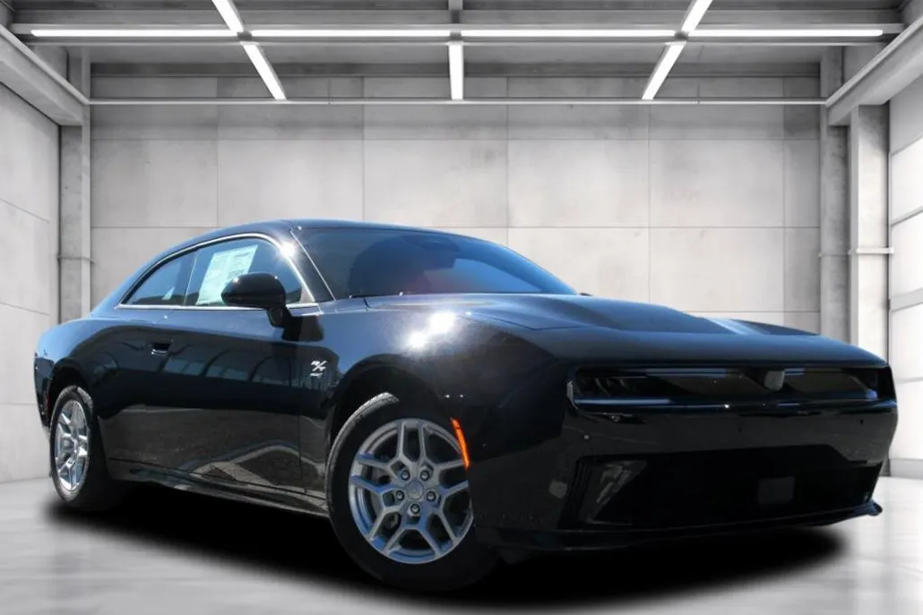 2025 Dodge Charger R/T photo 1