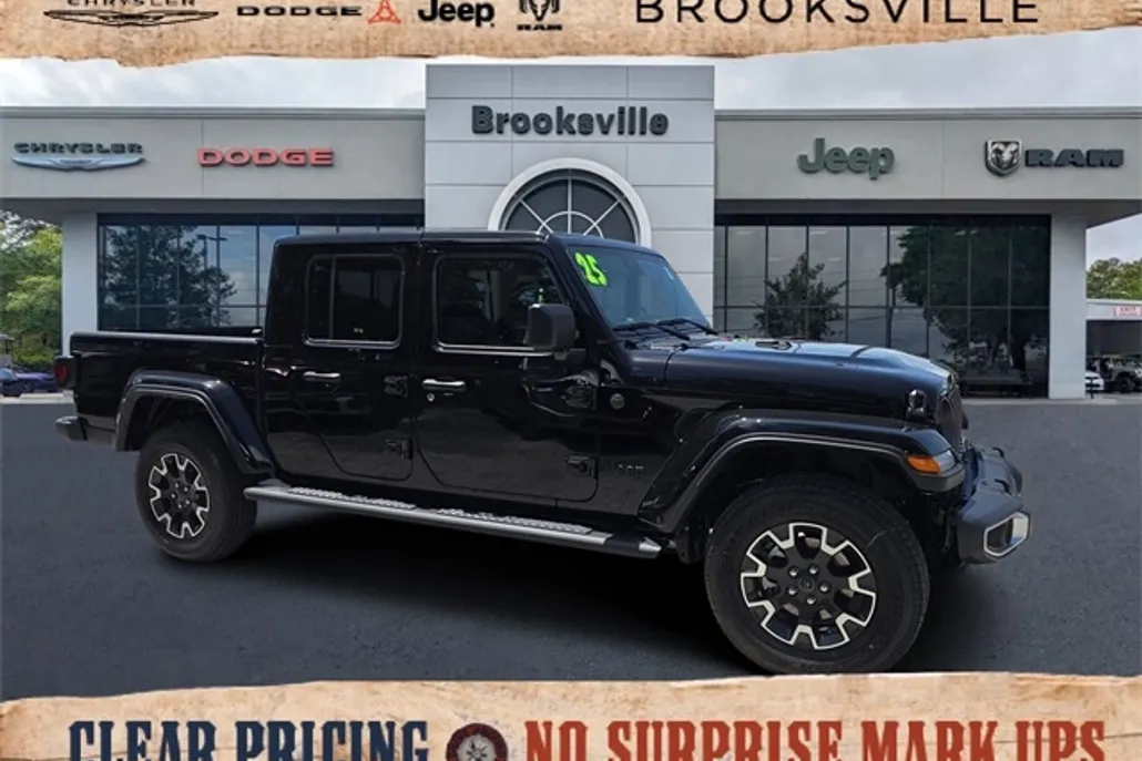 2025 Jeep Gladiator Sport photo 1